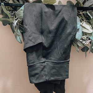 Oasis High-Waisted Twist 7/8 Legging